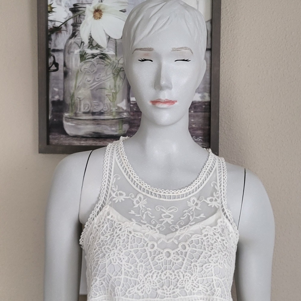 Prato White Top 🤍